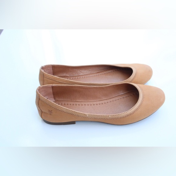 Frye flats - Picture 5 of 9